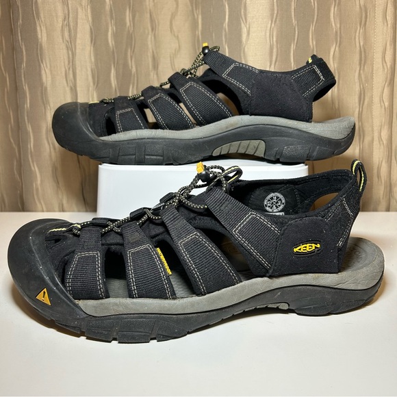 Keen Newport H2 Men's 14 Water Hiking Closed Toe Sandals Athletic 1001907 Black - Picture 3 of 15